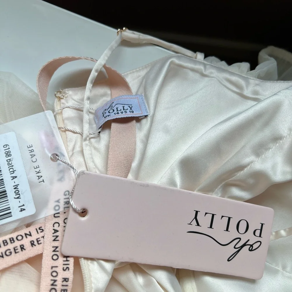Oh Polly Cecily Dress Cream SEE DESCRIPTION - Picture 11 of 12